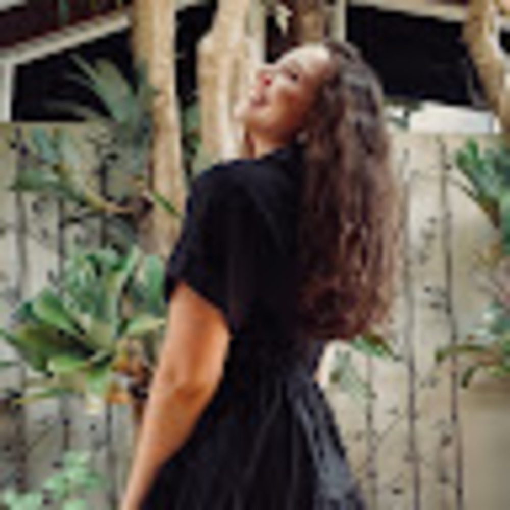 Meet your Posher, Ali